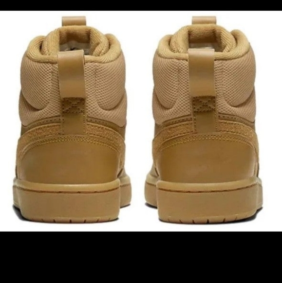 Nike leather sneakers - Picture 2 of 2